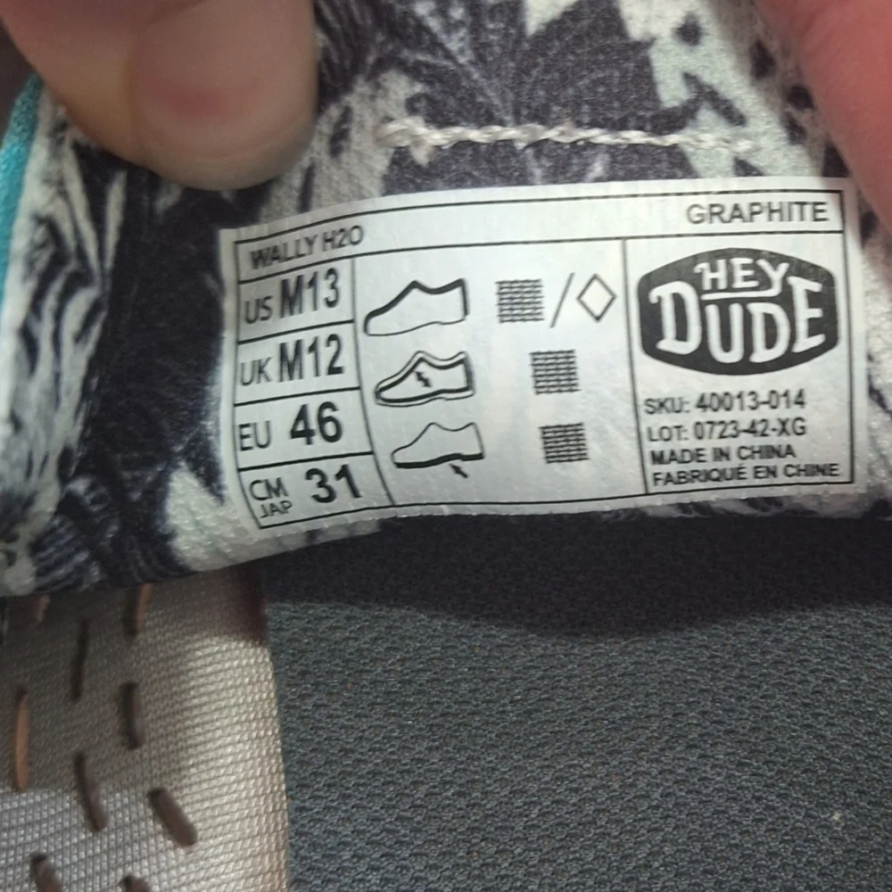 Hey Dude Men's Wally H2O Graphite Slip On Shoes, Sz 13 - Picture 6 of 8